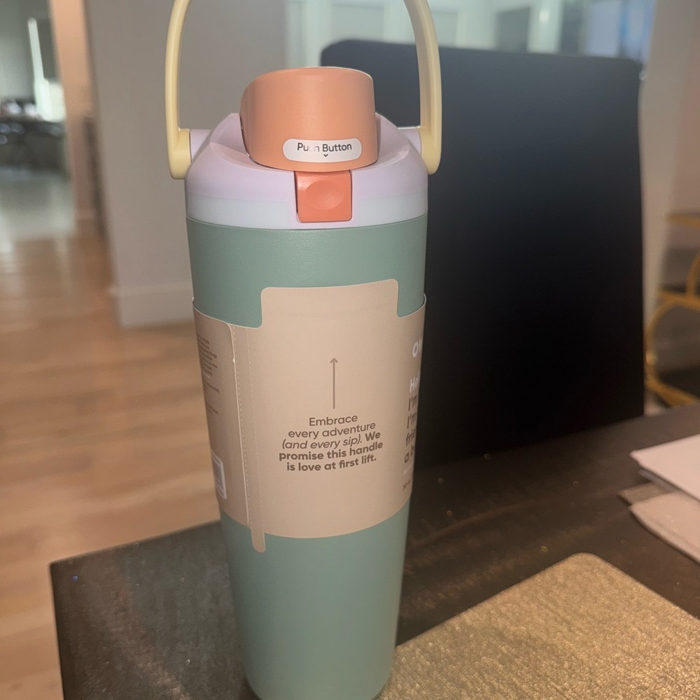 Brand new Owala misty meadow 30oz Mint and Peach cup